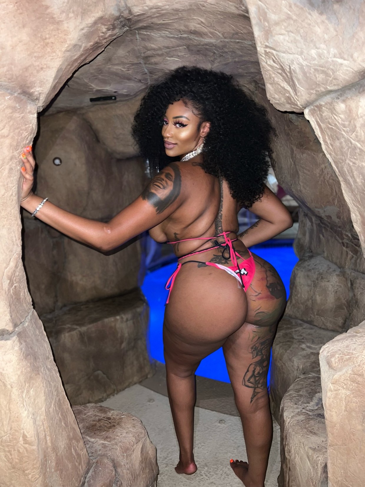 All that ass from Sophia Ifeoma