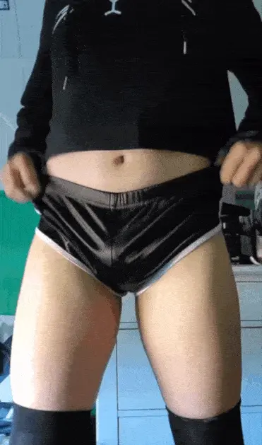 Hot Femboy Bulge Bounce!