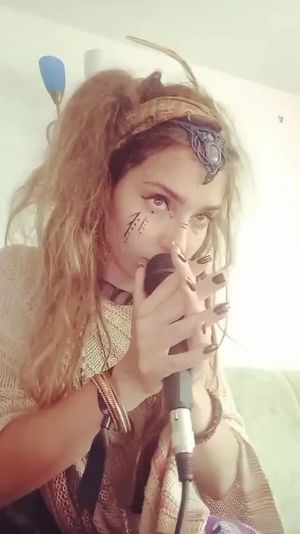 Bolesław Leśmian - Zmory Wiosenne Podkład: Crossing Beyond - Desert Dwellers #bolesławleśmian #wiersz