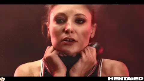 Talia Mint choked on HENTAIED