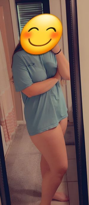 Can I wrap these thighs around your head?