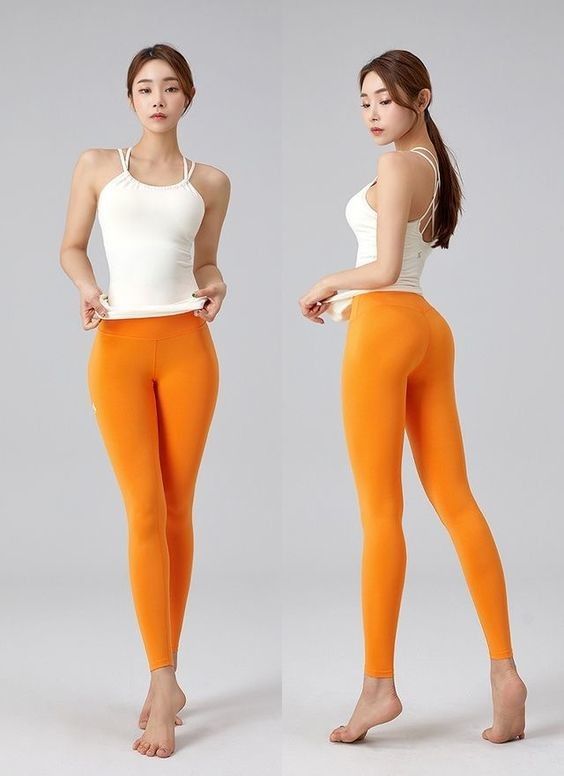 Asian babe in yoga pants