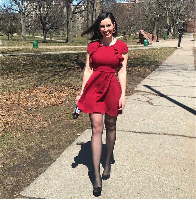 leggy newscaster