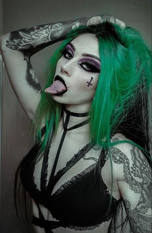 My type of whore and believe it or not.. that goes for many much older men as well. Who I prefer quite honestly.