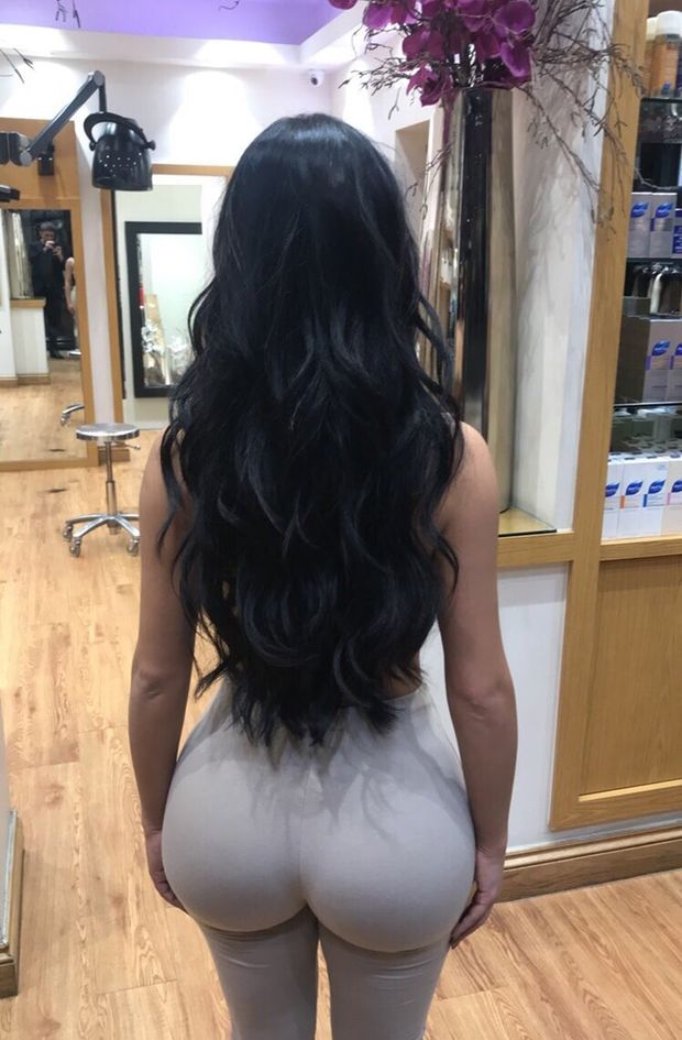 round booty in leggings