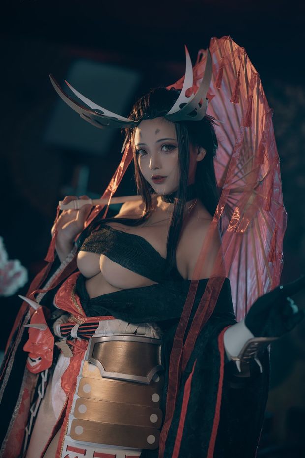 Cosplay goddess Natsume 10