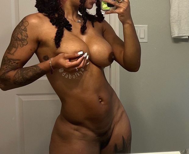 Dabofkya and her Beautiful body