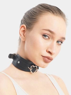 Strong-willed woman, sexually submits to her man