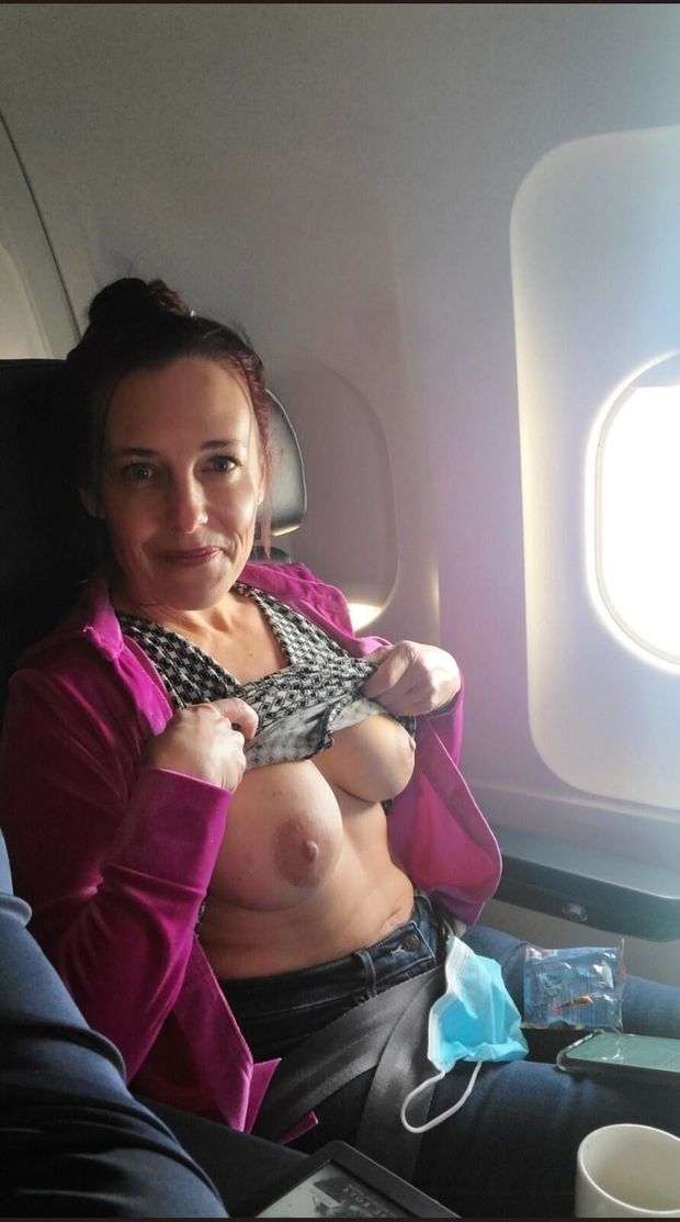 Airplane flash
