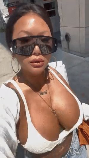 Asian big tits bouncing