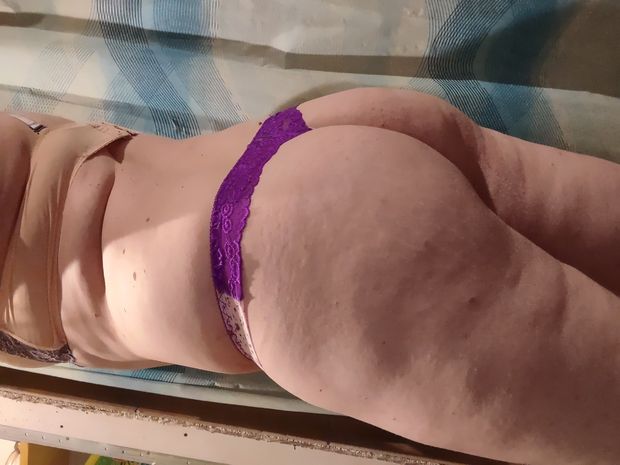 SexyshemaleSara