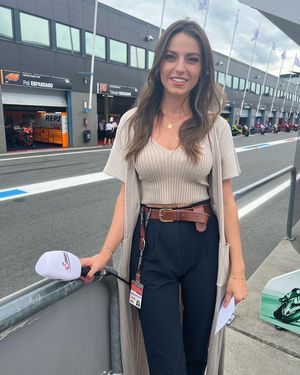 Alina mit ihren geilen Titten