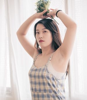 Doesn't mind that you can see her bra.