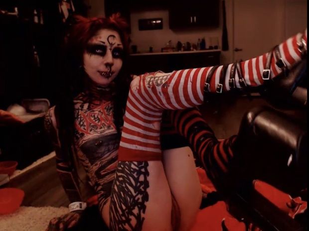 Kota Morgue petite alt minx 2
