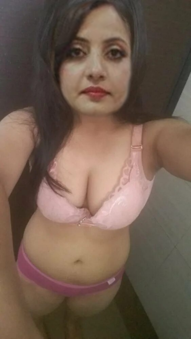 Pakistani nude