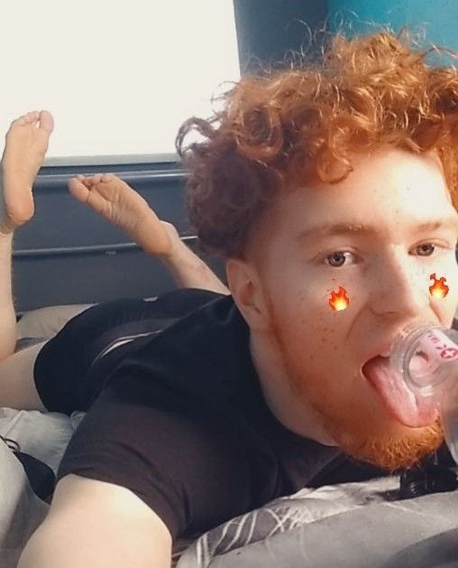 Curly haired ginger twink