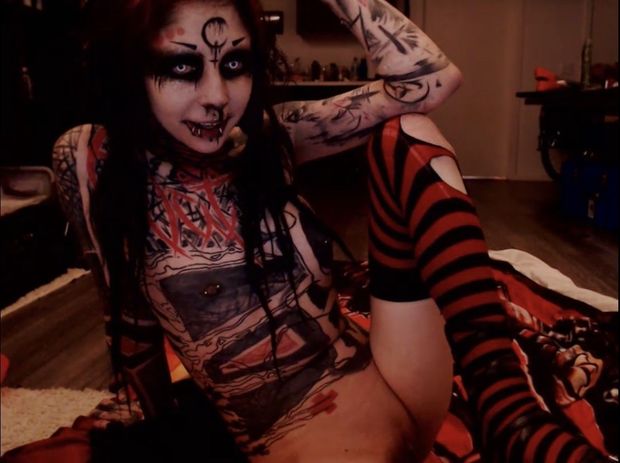 Inked petite beauty Kota Morgue 2
