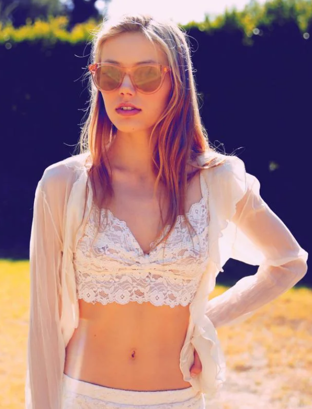 Grace Van Dien aka Buuefille aka Chrissy