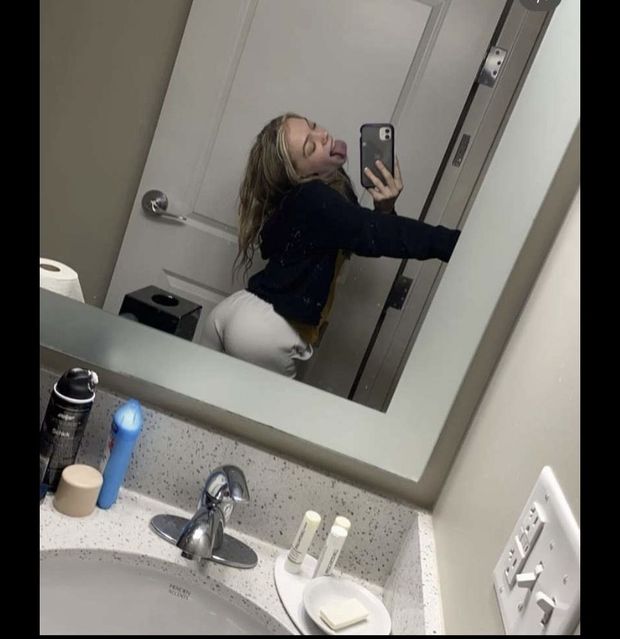 My sister Daisys small little booty