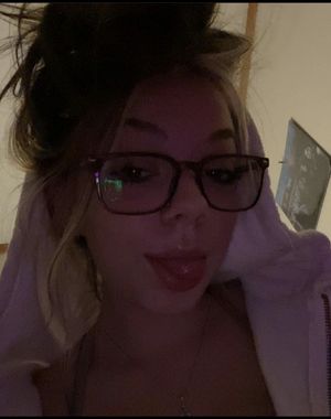 I love sniffing my sister daiseys panties