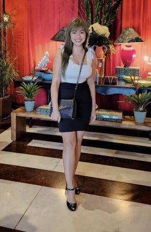 Rian Gonzales professional Filipina beauty