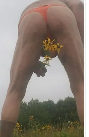 Smell the flowers and pound this ass pussy
