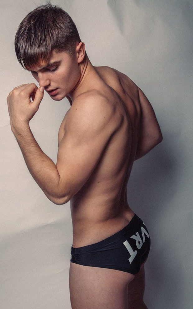 sexyboi in speedo