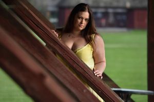 Big woman. Very hot.