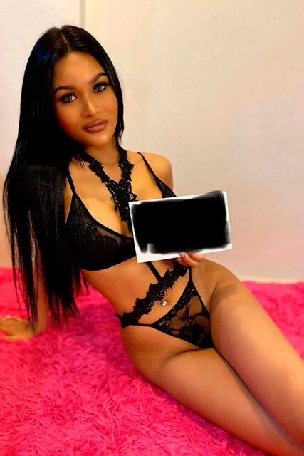Another glamorous TS for hire