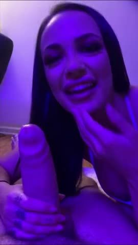 Luxury blowjob from brunette