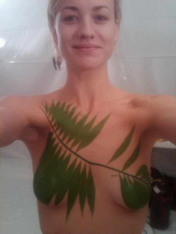 Yvonne Strahovski Being Body Painted 2