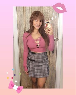 Rian Gonzales cute Filipina selfie 1