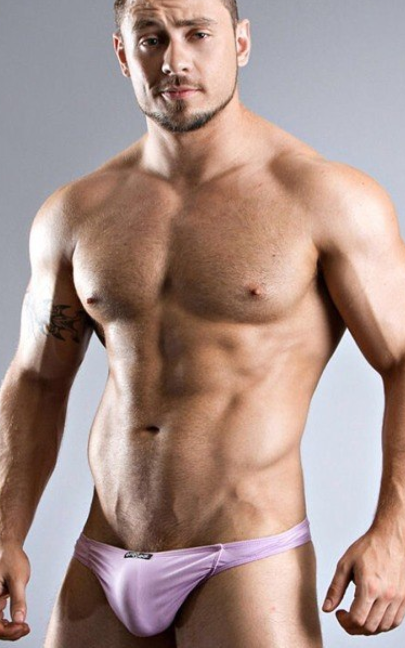 Bulging bikini