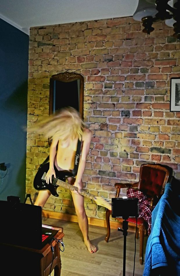 Nude Blonde Rocking Out