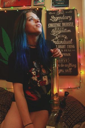 Kiefeon and her bong 1