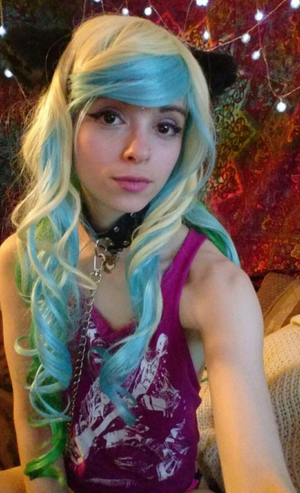 Cutie Kiefeon selfie 3