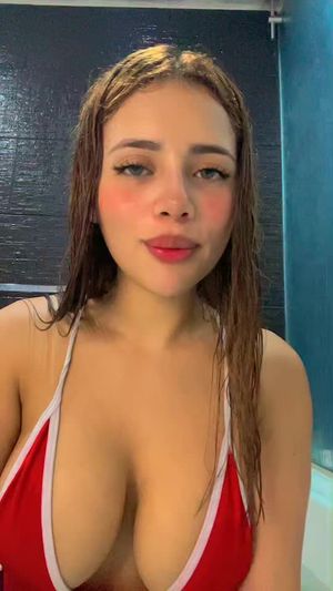 Some petite titties to start your morning.