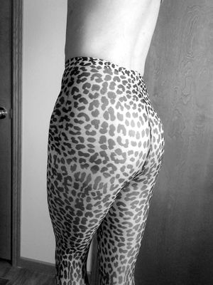 My ass in leapord tights