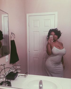 Trinity Shakur in a sundress