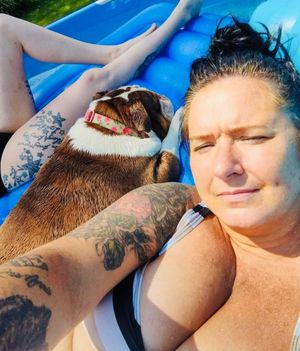 Soo hot outside xxxxxx