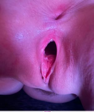 Gaping pussy