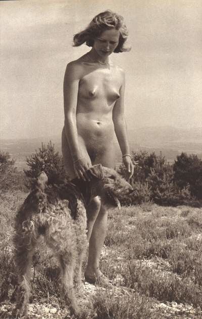 Hilda' dog, Shaggy, guards her virginity.