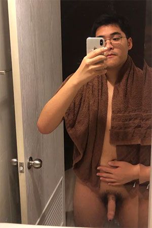 Horny bottom asian in Burien WA open to fun with a strong top