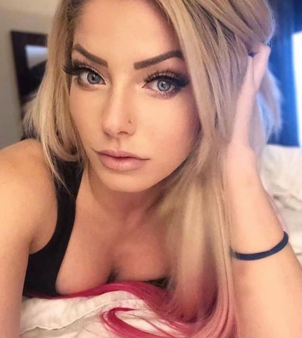 wwe beautiful sexy blonde - alexa bliss