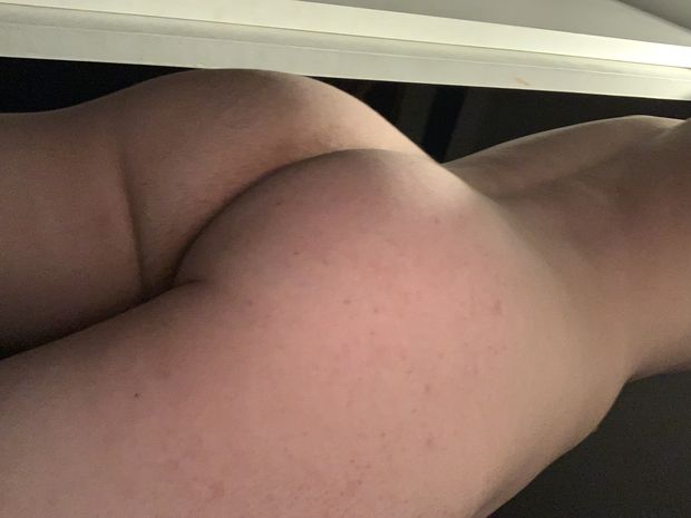 Spank this fat ass and make me your bitch!