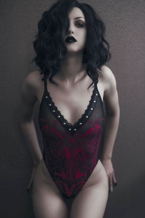 I wanna breath in every inch of her body. Front and back. Goddess.! She’s Damn Intoxicating.