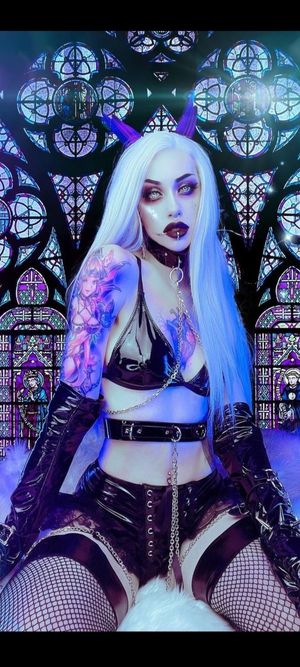 Love the backdrop. And of course she’s very intoxicating as well.