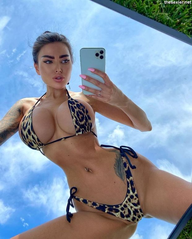 alena omovych