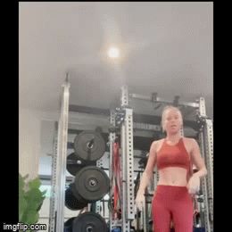 Brie Larson Workout Attire