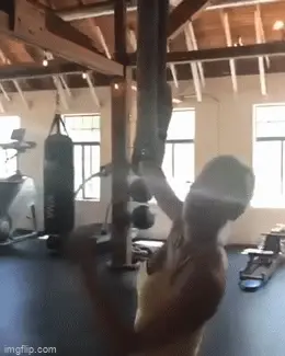 Brie Larson Pull Ups 3